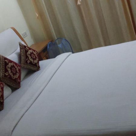Ashiana Apartment Bombaj Pokoj fotografie